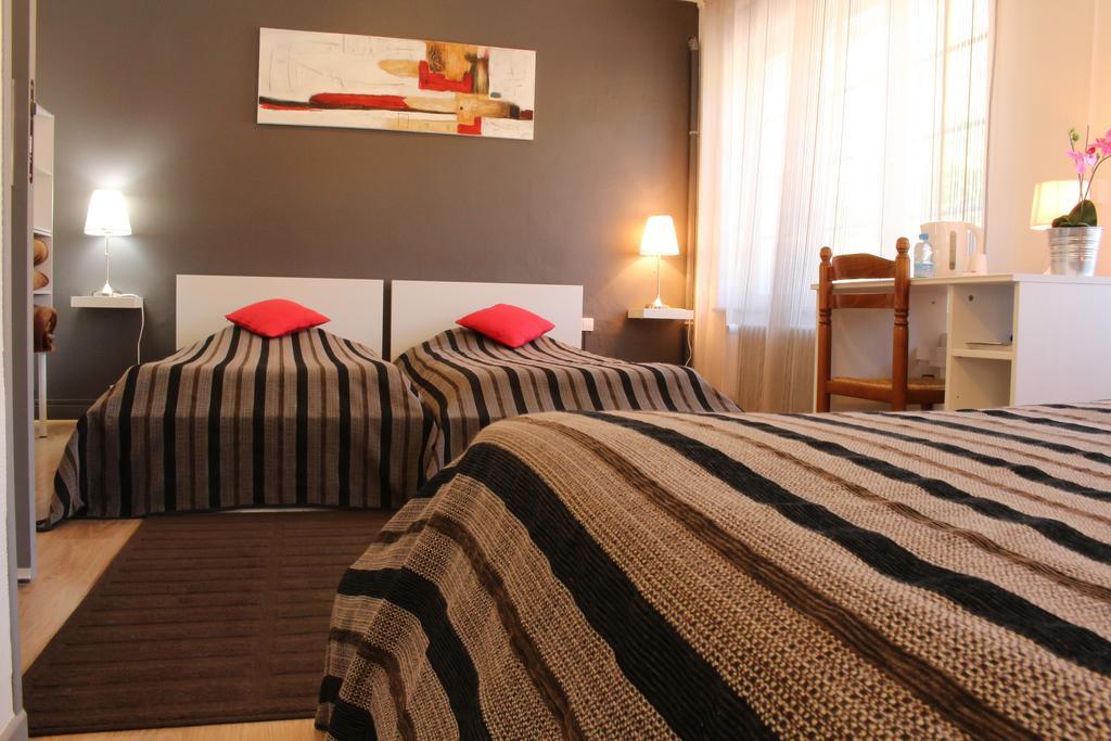 Les Boucles De Meuse Hotel 3 Etoiles Monthermé 외부 사진
