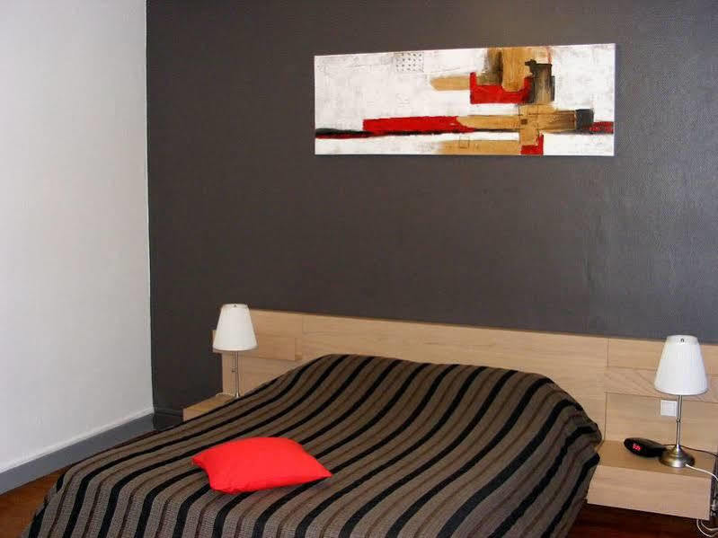 Les Boucles De Meuse Hotel 3 Etoiles Monthermé 외부 사진